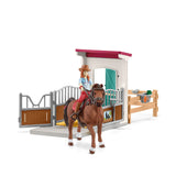 Schleich 42710 Horse Box with HORSE CLUB Hannah & Cayenne