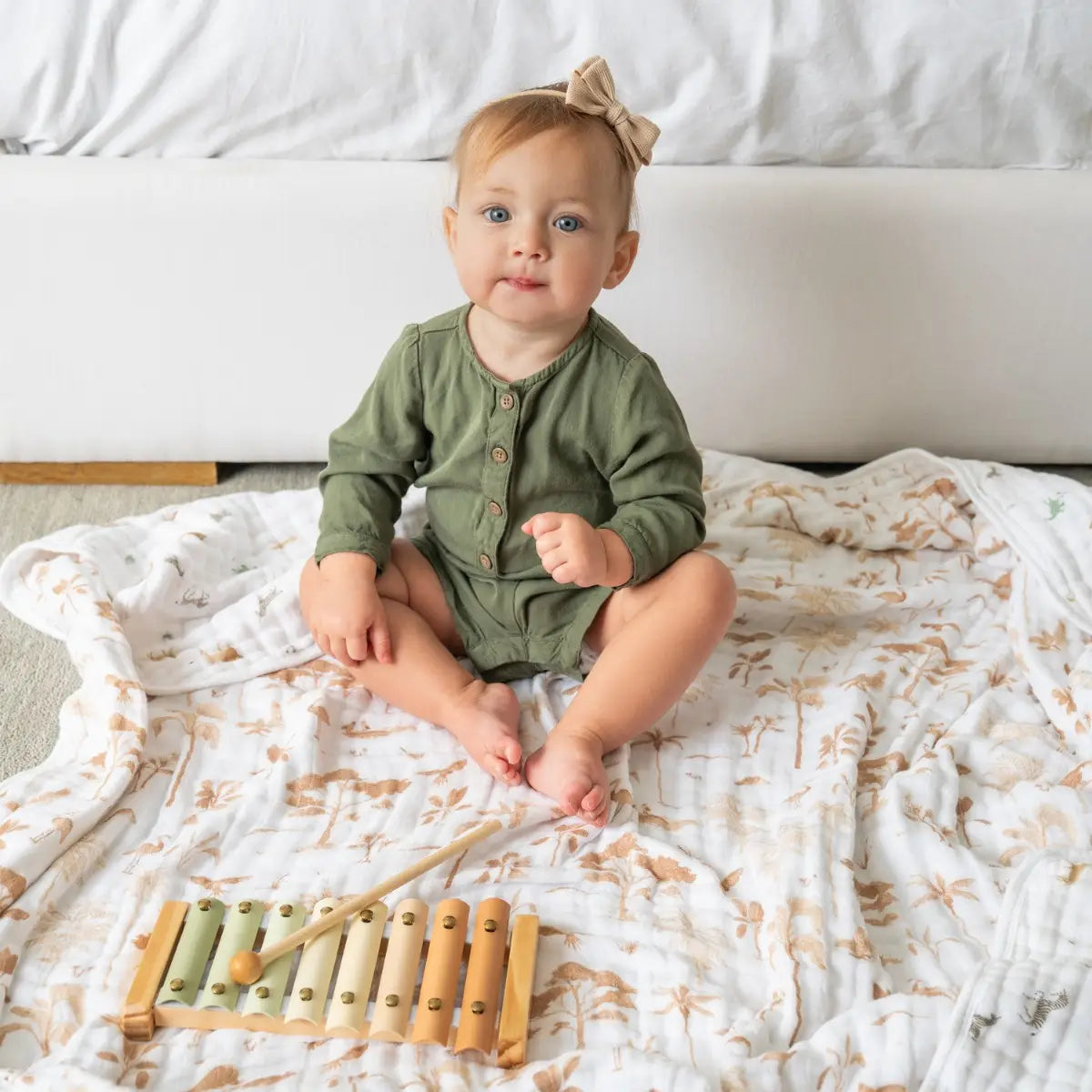 aden anais Organic Dream Blanket Safari Dream