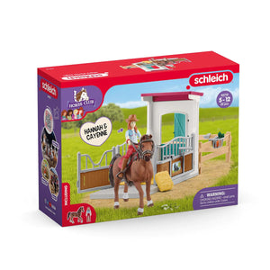 Schleich 42710 Horse Box with HORSE CLUB Hannah & Cayenne