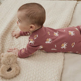 Petit Lem Sleeper Rainbow Pegasus on dark pink